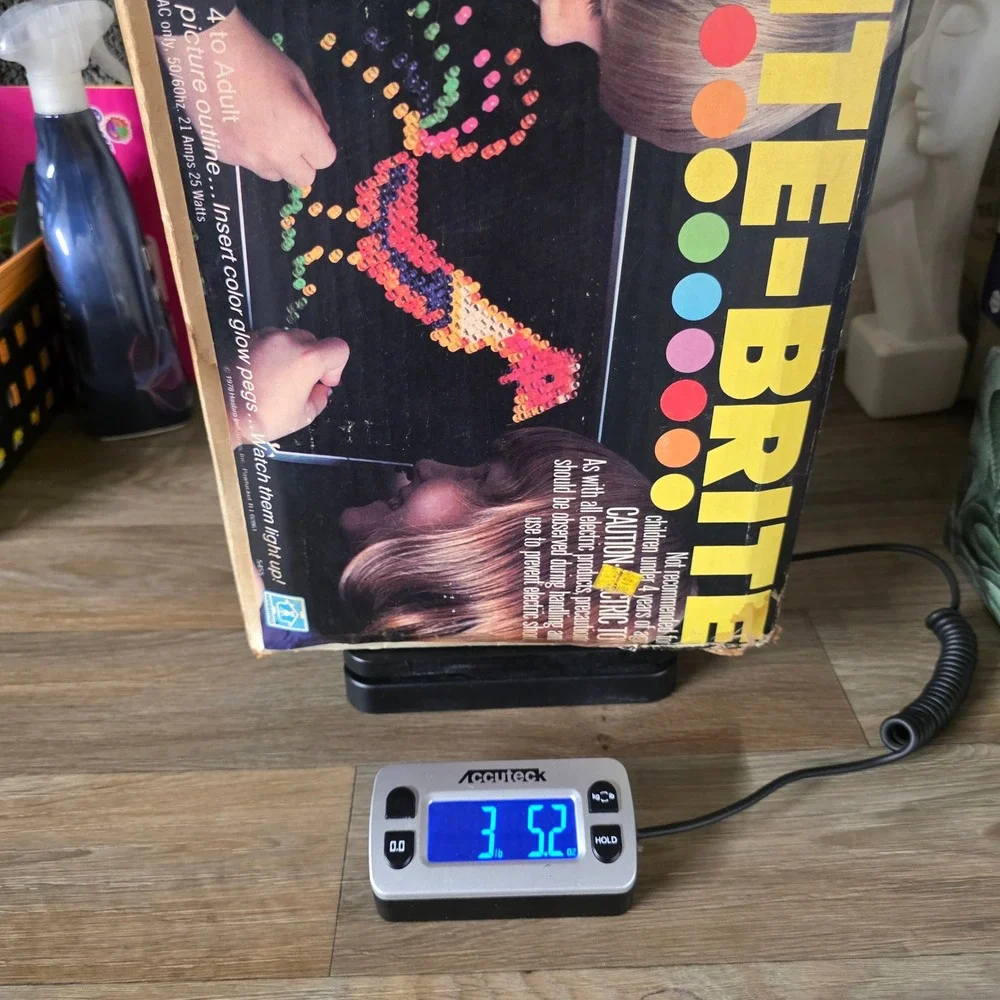 Vintage 1978 Hasbro Lite-Brite Light Box Toy Model 5455 with Pegs and Sheets